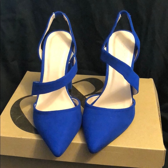 Size 7 Cobalt Blue heels. - Picture 2 of 2